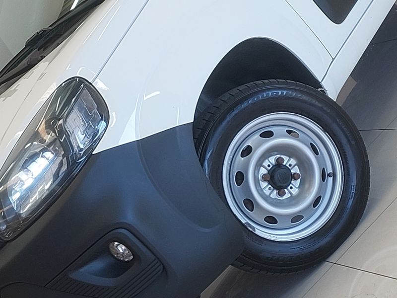 Fiat FIORINO 1.4 MPI FURGÃO ENDURANCE 8V FLEX 2P MANUAL 2023/2024 BETIOLO NOVOS E SEMINOVOS LAJEADO / Carros no Vale Fiat FIORINO 1.4 MPI FURGÃO ENDURANCE 8V FLEX 2P MANUAL 2023/2024 BETIOLO NOVOS E SEMINOVOS LAJEADO / Carros no Vale
