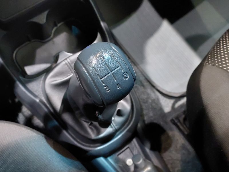 Fiat MOBI 1.0 EVO FLEX LIKE MANUAL 2022/2023 BETIOLO NOVOS E SEMINOVOS LAJEADO / Carros no Vale Fiat MOBI 1.0 EVO FLEX LIKE MANUAL 2022/2023 BETIOLO NOVOS E SEMINOVOS LAJEADO / Carros no Vale