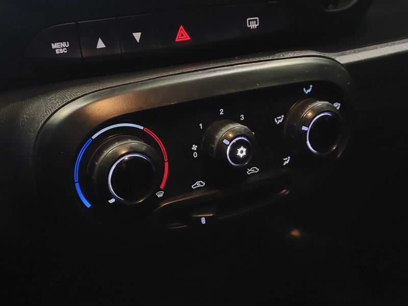 Fiat MOBI 1.0 EVO FLEX LIKE MANUAL 2023/2024 BETIOLO NOVOS E SEMINOVOS LAJEADO / Carros no Vale Fiat MOBI 1.0 EVO FLEX LIKE MANUAL 2023/2024 BETIOLO NOVOS E SEMINOVOS LAJEADO / Carros no Vale