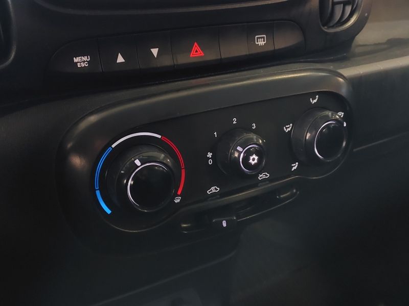 Fiat MOBI 1.0 EVO FLEX LIKE MANUAL 2023/2024 BETIOLO NOVOS E SEMINOVOS LAJEADO / Carros no Vale Fiat MOBI 1.0 EVO FLEX LIKE MANUAL 2023/2024 BETIOLO NOVOS E SEMINOVOS LAJEADO / Carros no Vale