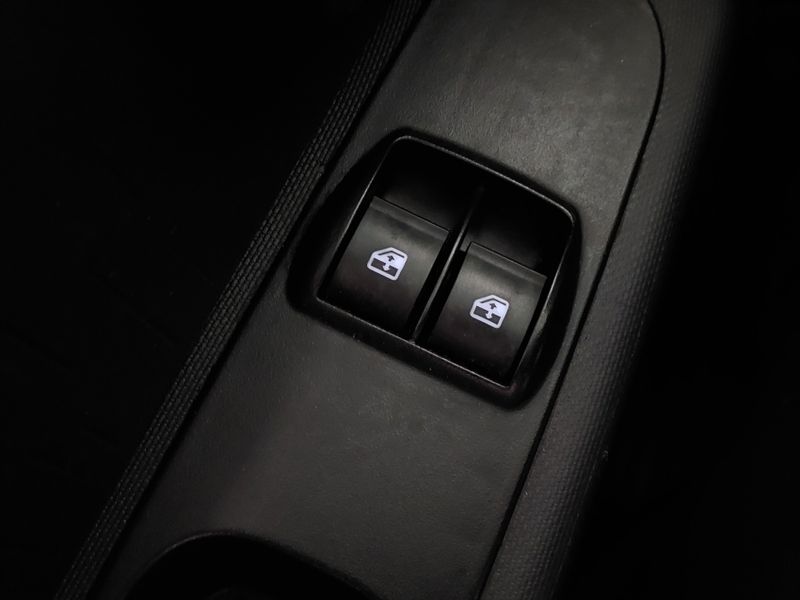 Fiat MOBI 1.0 EVO FLEX LIKE MANUAL 2023/2024 BETIOLO NOVOS E SEMINOVOS LAJEADO / Carros no Vale Fiat MOBI 1.0 EVO FLEX LIKE MANUAL 2023/2024 BETIOLO NOVOS E SEMINOVOS LAJEADO / Carros no Vale