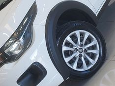 Fiat MOBI 1.0 EVO FLEX LIKE MANUAL 2022/2023 BETIOLO NOVOS E SEMINOVOS LAJEADO / Carros no Vale
