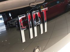Fiat MOBI 1.0 EVO FLEX LIKE MANUAL 2023/2024 BETIOLO NOVOS E SEMINOVOS LAJEADO / Carros no Vale