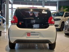 Fiat MOBI 1.0 EVO FLEX LIKE MANUAL 2023/2024 BETIOLO NOVOS E SEMINOVOS LAJEADO / Carros no Vale
