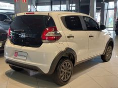 Fiat MOBI 1.0 EVO FLEX LIKE MANUAL 2023/2024 BETIOLO NOVOS E SEMINOVOS LAJEADO / Carros no Vale