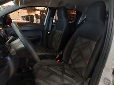 Fiat MOBI 1.0 EVO FLEX LIKE MANUAL 2023/2024 BETIOLO NOVOS E SEMINOVOS LAJEADO / Carros no Vale