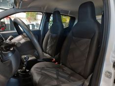 Fiat MOBI 1.0 EVO FLEX LIKE MANUAL 2023/2024 BETIOLO NOVOS E SEMINOVOS LAJEADO / Carros no Vale