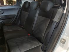 Fiat MOBI 1.0 EVO FLEX LIKE MANUAL 2023/2024 BETIOLO NOVOS E SEMINOVOS LAJEADO / Carros no Vale