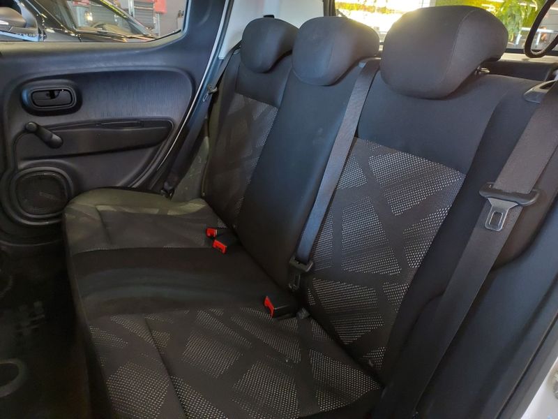Fiat MOBI 1.0 EVO FLEX LIKE MANUAL 2023/2024 BETIOLO NOVOS E SEMINOVOS LAJEADO / Carros no Vale Fiat MOBI 1.0 EVO FLEX LIKE MANUAL 2023/2024 BETIOLO NOVOS E SEMINOVOS LAJEADO / Carros no Vale