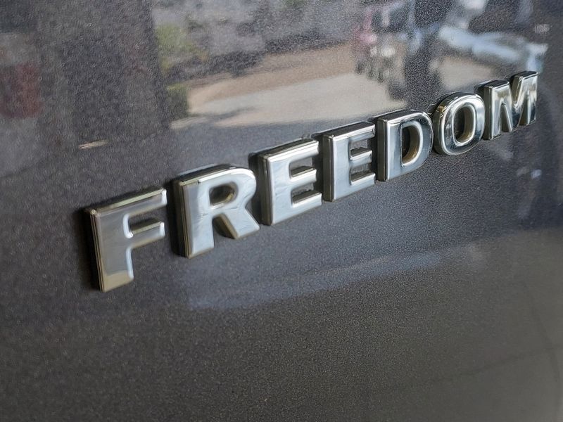 Fiat STRADA 1.3 FIREFLY FLEX FREEDOM CD MANUAL 2023/2024 BETIOLO NOVOS E SEMINOVOS LAJEADO / Carros no Vale Fiat STRADA 1.3 FIREFLY FLEX FREEDOM CD MANUAL 2023/2024 BETIOLO NOVOS E SEMINOVOS LAJEADO / Carros no Vale