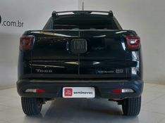 Fiat TORO 1.3 TURBO 270 FLEX ENDURANCE AT6 2022/2022 BETIOLO NOVOS E SEMINOVOS LAJEADO / Carros no Vale