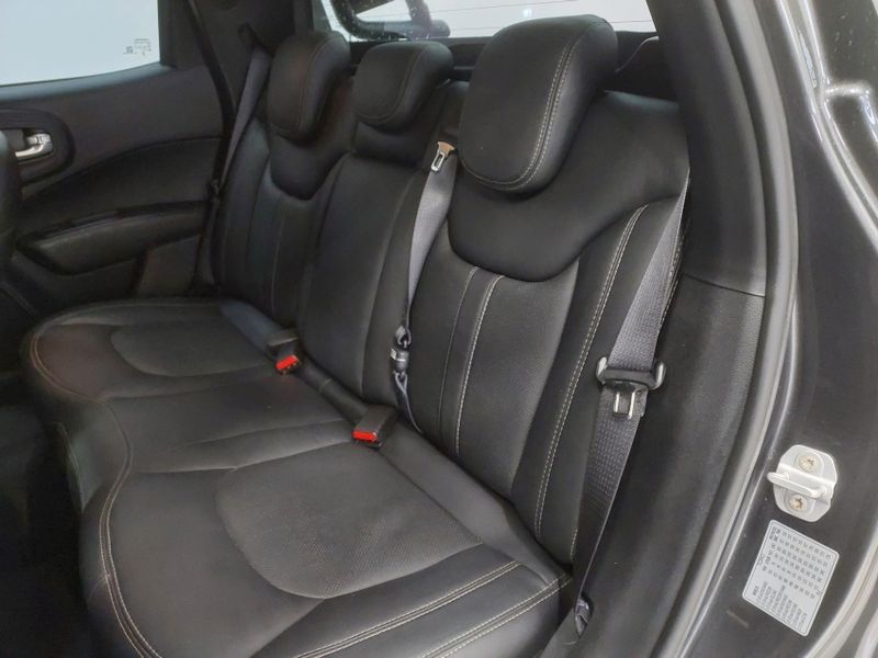 Fiat TORO 1.3 TURBO 270 FLEX ENDURANCE AT6 2022/2023 BETIOLO NOVOS E SEMINOVOS LAJEADO / Carros no Vale Fiat TORO 1.3 TURBO 270 FLEX ENDURANCE AT6 2022/2023 BETIOLO NOVOS E SEMINOVOS LAJEADO / Carros no Vale