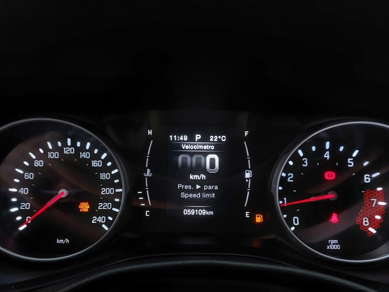 Fiat TORO 1.8 16V EVO FLEX FREEDOM AT6 2016/2017 BETIOLO NOVOS E SEMINOVOS LAJEADO / Carros no Vale Fiat TORO 1.8 16V EVO FLEX FREEDOM AT6 2016/2017 BETIOLO NOVOS E SEMINOVOS LAJEADO / Carros no Vale