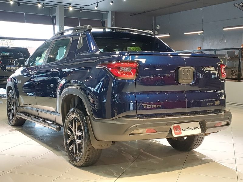 Fiat TORO 2.0 16V TURBO DIESEL ULTRA 4WD AT9 2021/2022 BETIOLO NOVOS E SEMINOVOS LAJEADO / Carros no Vale Fiat TORO 2.0 16V TURBO DIESEL ULTRA 4WD AT9 2021/2022 BETIOLO NOVOS E SEMINOVOS LAJEADO / Carros no Vale