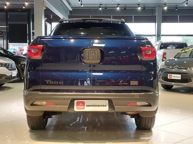 Fiat TORO 2.0 16V TURBO DIESEL ULTRA 4WD AT9 2021/2022 BETIOLO NOVOS E SEMINOVOS LAJEADO / Carros no Vale Fiat TORO 2.0 16V TURBO DIESEL ULTRA 4WD AT9 2021/2022 BETIOLO NOVOS E SEMINOVOS LAJEADO / Carros no Vale