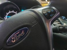 Ford FIESTA 1.6 TI-VCT FLEX TITANIUM POWERSHIFT 2017/2018 BETIOLO NOVOS E SEMINOVOS LAJEADO / Carros no Vale