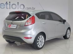 Ford FIESTA 1.6 TI-VCT FLEX TITANIUM POWERSHIFT 2017/2018 BETIOLO NOVOS E SEMINOVOS LAJEADO / Carros no Vale