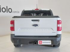 Ford MAVERICK 2.0 ECOBOOST GASOLINA LARIAT FX4 AUTOMÁTICO 2023/2023 BETIOLO NOVOS E SEMINOVOS LAJEADO / Carros no Vale