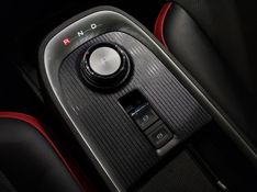 GWM ORA 03 63 KW ELÉTRICO GT 2024/2024 BETIOLO NOVOS E SEMINOVOS LAJEADO / Carros no Vale