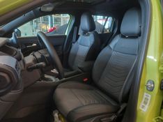 JEEP AVENGER LONGITUDE T200 HYBRID MHEV FLEX CVT 2026/2027 BETIOLO NOVOS E SEMINOVOS LAJEADO / Carros no Vale