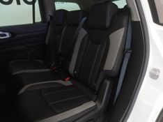 JEEP COMMANDER 1.3 T270 TURBO FLEX LIMITED MHEV AT6 2026/2027 BETIOLO NOVOS E SEMINOVOS LAJEADO / Carros no Vale