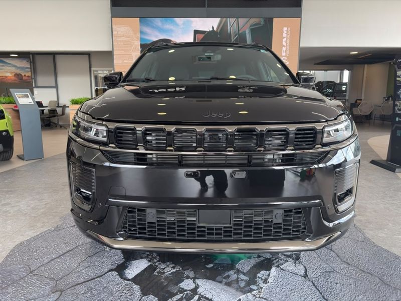 JEEP COMMANDER 2.0 HURRICANE 4 TURBO GASOLINA BLACKHAWK AT9 2026/2027 BETIOLO NOVOS E SEMINOVOS LAJEADO / Carros no Vale JEEP COMMANDER 2.0 HURRICANE 4 TURBO GASOLINA BLACKHAWK AT9 2026/2027 BETIOLO NOVOS E SEMINOVOS LAJEADO / Carros no Vale