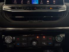 JEEP COMMANDER 2.0 HURRICANE 4 TURBO GASOLINA BLACKHAWK AT9 2026/2027 BETIOLO NOVOS E SEMINOVOS LAJEADO / Carros no Vale