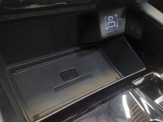 JEEP COMMANDER 2.0 HURRICANE 4 TURBO GASOLINA BLACKHAWK AT9 2026/2027 BETIOLO NOVOS E SEMINOVOS LAJEADO / Carros no Vale