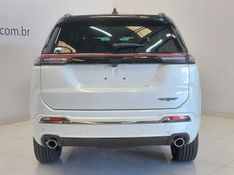 JEEP COMMANDER 2.0 HURRICANE 4 TURBO GASOLINA BLACKHAWK AT9 2026/2027 BETIOLO NOVOS E SEMINOVOS LAJEADO / Carros no Vale