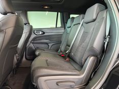 JEEP COMMANDER 2.0 HURRICANE 4 TURBO GASOLINA BLACKHAWK AT9 2026/2027 BETIOLO NOVOS E SEMINOVOS LAJEADO / Carros no Vale