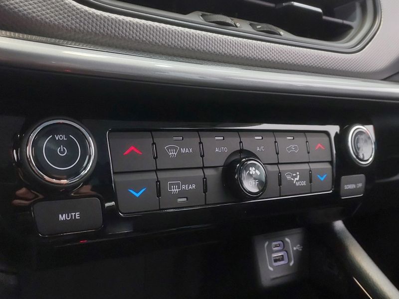 JEEP COMPASS 1.3 T270 TURBO FLEX LONGITUDE AT6 2026/2026 BETIOLO NOVOS E SEMINOVOS LAJEADO / Carros no Vale