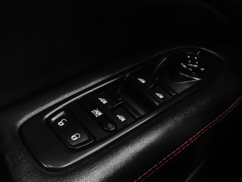 JEEP COMPASS 2.0 16V DIESEL TRAILHAWK 4X4 AUTOMÁTICO 2017/2018 BETIOLO NOVOS E SEMINOVOS LAJEADO / Carros no Vale JEEP COMPASS 2.0 16V DIESEL TRAILHAWK 4X4 AUTOMÁTICO 2017/2018 BETIOLO NOVOS E SEMINOVOS LAJEADO / Carros no Vale
