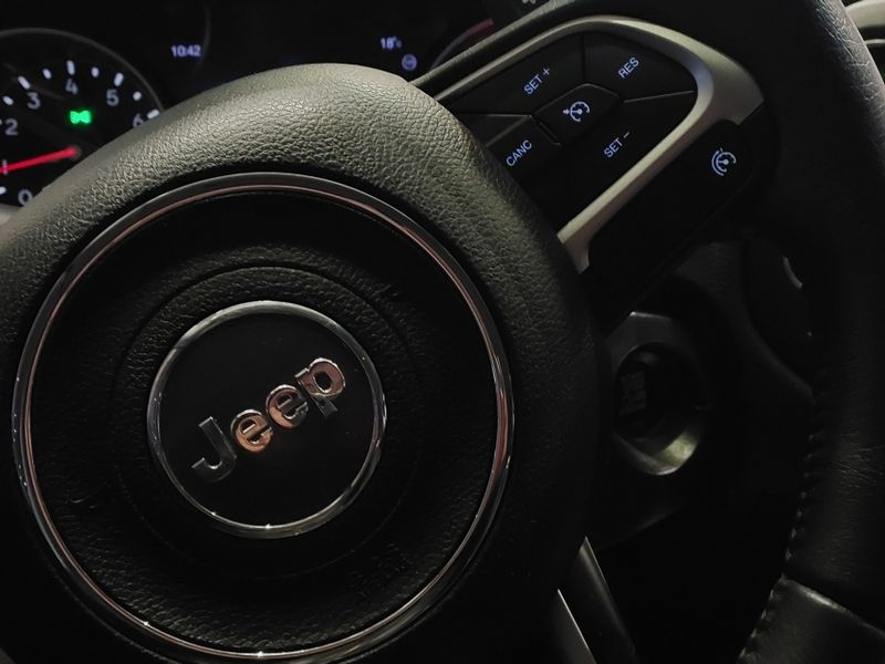 JEEP COMPASS 2.0 16V FLEX LONGITUDE AUTOMÁTICO 2019/2020 BETIOLO NOVOS E SEMINOVOS LAJEADO / Carros no Vale