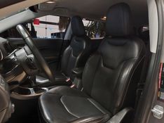 JEEP COMPASS 2.0 16V FLEX LONGITUDE AUTOMÁTICO 2019/2020 BETIOLO NOVOS E SEMINOVOS LAJEADO / Carros no Vale