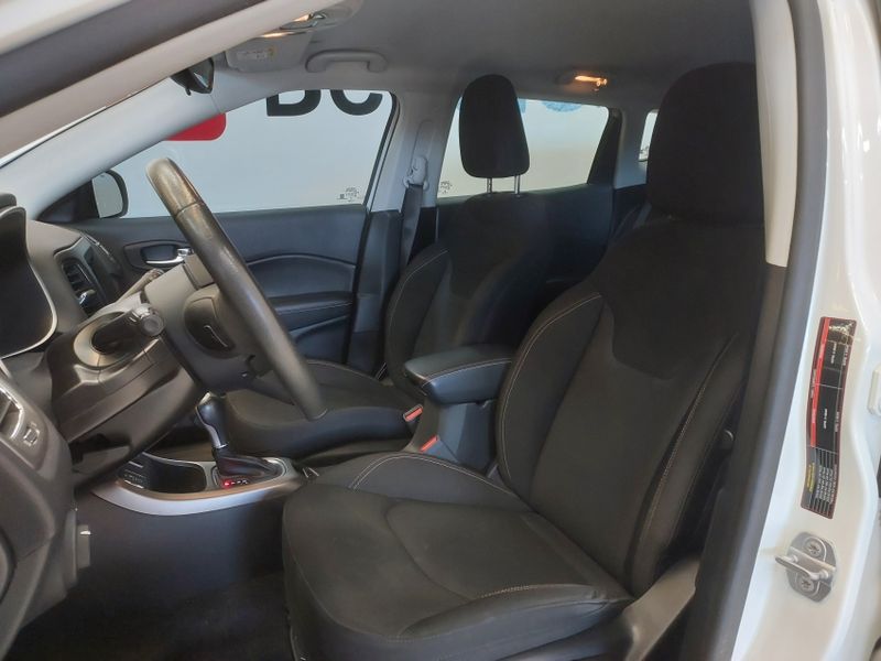 JEEP COMPASS 2.0 16V FLEX SPORT AUTOMÁTICO 2018/2019 BETIOLO NOVOS E SEMINOVOS LAJEADO / Carros no Vale JEEP COMPASS 2.0 16V FLEX SPORT AUTOMÁTICO 2018/2019 BETIOLO NOVOS E SEMINOVOS LAJEADO / Carros no Vale