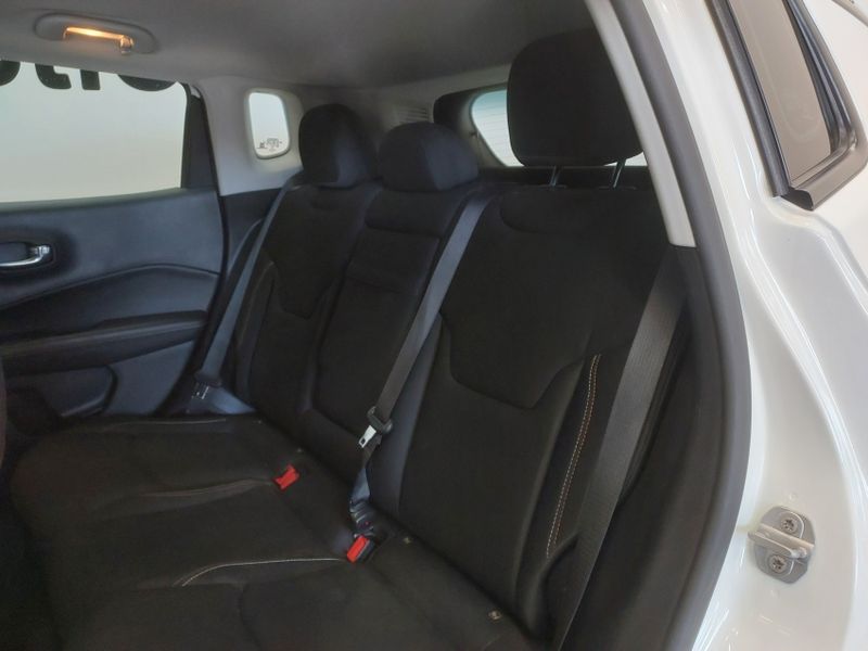 JEEP COMPASS 2.0 16V FLEX SPORT AUTOMÁTICO 2018/2019 BETIOLO NOVOS E SEMINOVOS LAJEADO / Carros no Vale JEEP COMPASS 2.0 16V FLEX SPORT AUTOMÁTICO 2018/2019 BETIOLO NOVOS E SEMINOVOS LAJEADO / Carros no Vale