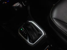 JEEP RENEGADE 1.3 T270 TURBO FLEX LONGITUDE AT6 2022/2022 BETIOLO NOVOS E SEMINOVOS LAJEADO / Carros no Vale