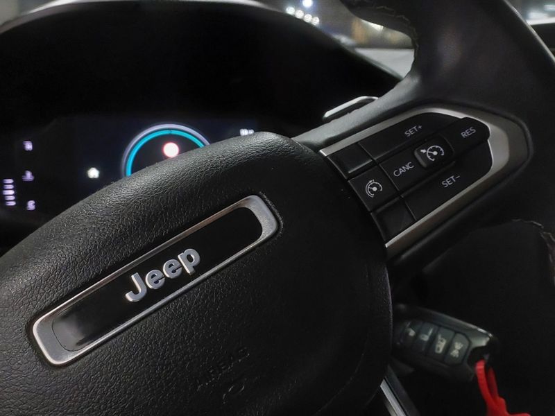 JEEP RENEGADE 1.3 T270 TURBO FLEX LONGITUDE AT6 2022/2022 BETIOLO NOVOS E SEMINOVOS LAJEADO / Carros no Vale JEEP RENEGADE 1.3 T270 TURBO FLEX LONGITUDE AT6 2022/2022 BETIOLO NOVOS E SEMINOVOS LAJEADO / Carros no Vale