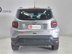 JEEP RENEGADE 1.3 T270 TURBO FLEX LONGITUDE AT6 2024/2024 BETIOLO NOVOS E SEMINOVOS LAJEADO / Carros no Vale