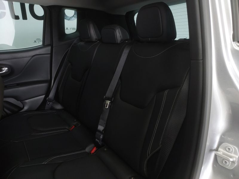 JEEP RENEGADE 1.3 T270 TURBO FLEX LONGITUDE AT6 2024/2024 BETIOLO NOVOS E SEMINOVOS LAJEADO / Carros no Vale JEEP RENEGADE 1.3 T270 TURBO FLEX LONGITUDE AT6 2024/2024 BETIOLO NOVOS E SEMINOVOS LAJEADO / Carros no Vale