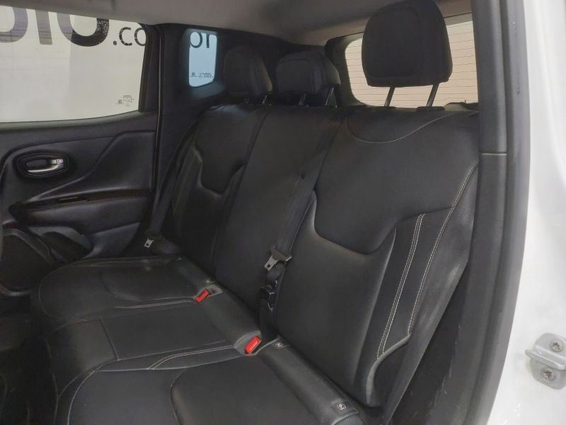JEEP RENEGADE 1.3 T270 TURBO FLEX LONGITUDE AT6 2022/2022 BETIOLO NOVOS E SEMINOVOS LAJEADO / Carros no Vale JEEP RENEGADE 1.3 T270 TURBO FLEX LONGITUDE AT6 2022/2022 BETIOLO NOVOS E SEMINOVOS LAJEADO / Carros no Vale