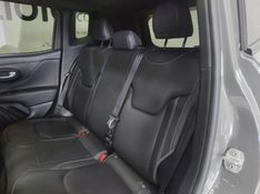 JEEP RENEGADE 1.3 T270 TURBO FLEX S 4X4 AT9 2022/2023 BETIOLO NOVOS E SEMINOVOS LAJEADO / Carros no Vale