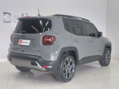 JEEP RENEGADE 1.3 T270 TURBO FLEX S 4X4 AT9 2022/2023 BETIOLO NOVOS E SEMINOVOS LAJEADO / Carros no Vale