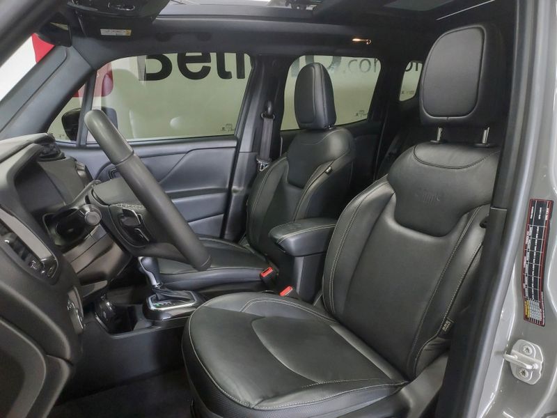 JEEP RENEGADE 1.3 T270 TURBO FLEX S 4X4 AT9 2022/2023 BETIOLO NOVOS E SEMINOVOS LAJEADO / Carros no Vale JEEP RENEGADE 1.3 T270 TURBO FLEX S 4X4 AT9 2022/2023 BETIOLO NOVOS E SEMINOVOS LAJEADO / Carros no Vale