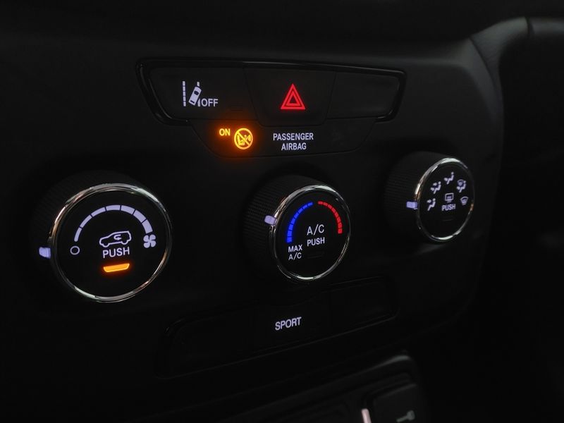 JEEP RENEGADE 1.3 T270 TURBO FLEX SPORT AT6 2023/2023 BETIOLO NOVOS E SEMINOVOS LAJEADO / Carros no Vale JEEP RENEGADE 1.3 T270 TURBO FLEX SPORT AT6 2023/2023 BETIOLO NOVOS E SEMINOVOS LAJEADO / Carros no Vale