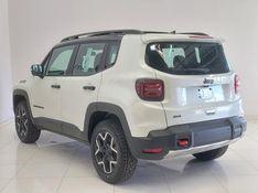 JEEP RENEGADE 1.3 T270 TURBO FLEX WILLYS 4×4 AT9 2026/2027 BETIOLO NOVOS E SEMINOVOS LAJEADO / Carros no Vale