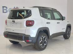 JEEP RENEGADE 1.3 T270 TURBO FLEX WILLYS 4×4 AT9 2026/2027 BETIOLO NOVOS E SEMINOVOS LAJEADO / Carros no Vale