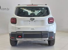 JEEP RENEGADE 1.3 T270 TURBO FLEX WILLYS 4×4 AT9 2026/2027 BETIOLO NOVOS E SEMINOVOS LAJEADO / Carros no Vale
