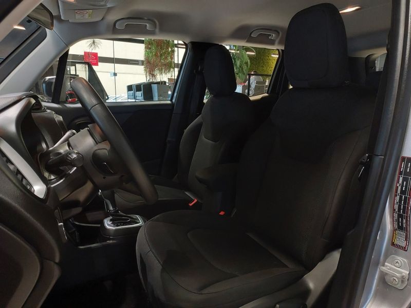 JEEP RENEGADE 1.8 16V FLEX SPORT 4P AUTOMÁTICO 2020/2021 BETIOLO NOVOS E SEMINOVOS LAJEADO / Carros no Vale