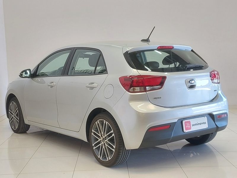 KIA RIO 1.6 16V FLEX EX AUTOMÁTICO 2020/2021 BETIOLO NOVOS E SEMINOVOS LAJEADO / Carros no Vale KIA RIO 1.6 16V FLEX EX AUTOMÁTICO 2020/2021 BETIOLO NOVOS E SEMINOVOS LAJEADO / Carros no Vale